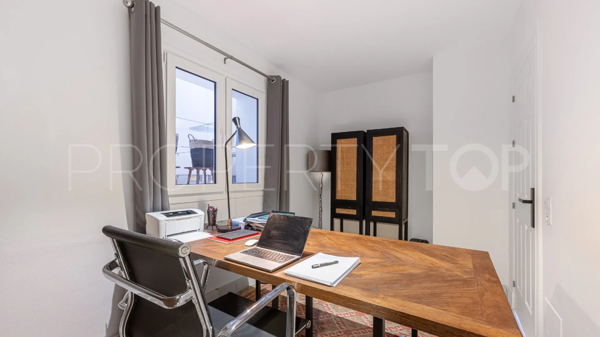 Duplex with 4 bedrooms for sale in Monte Halcones