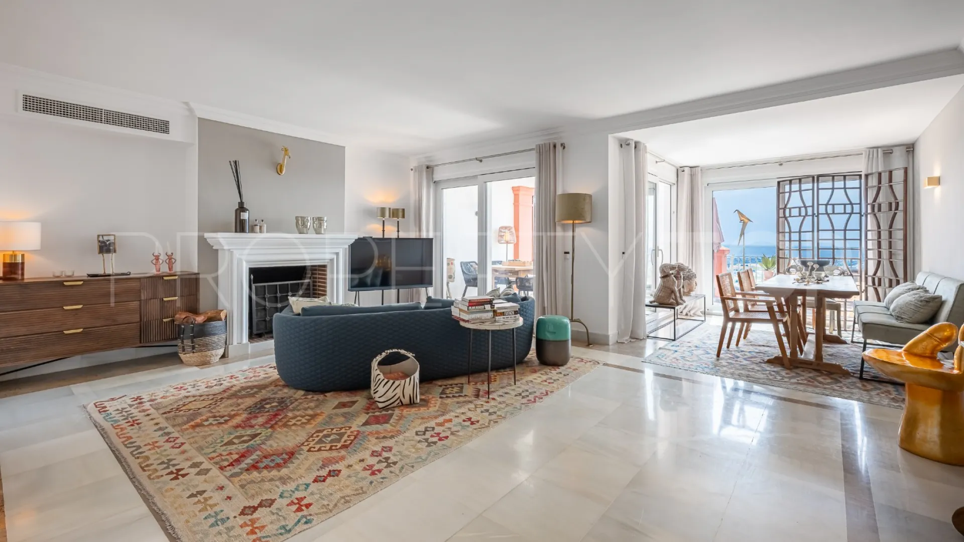 Duplex with 4 bedrooms for sale in Monte Halcones