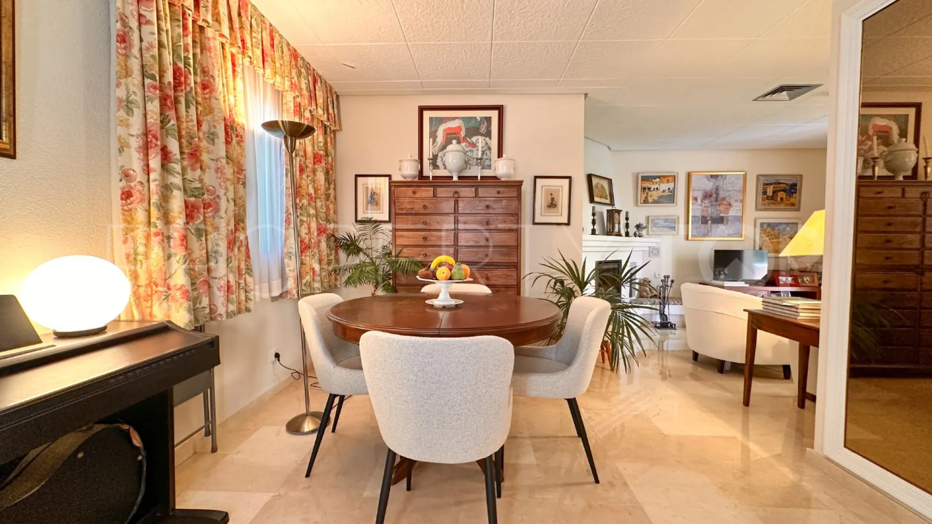 Le Village 1 bedroom apartment for sale