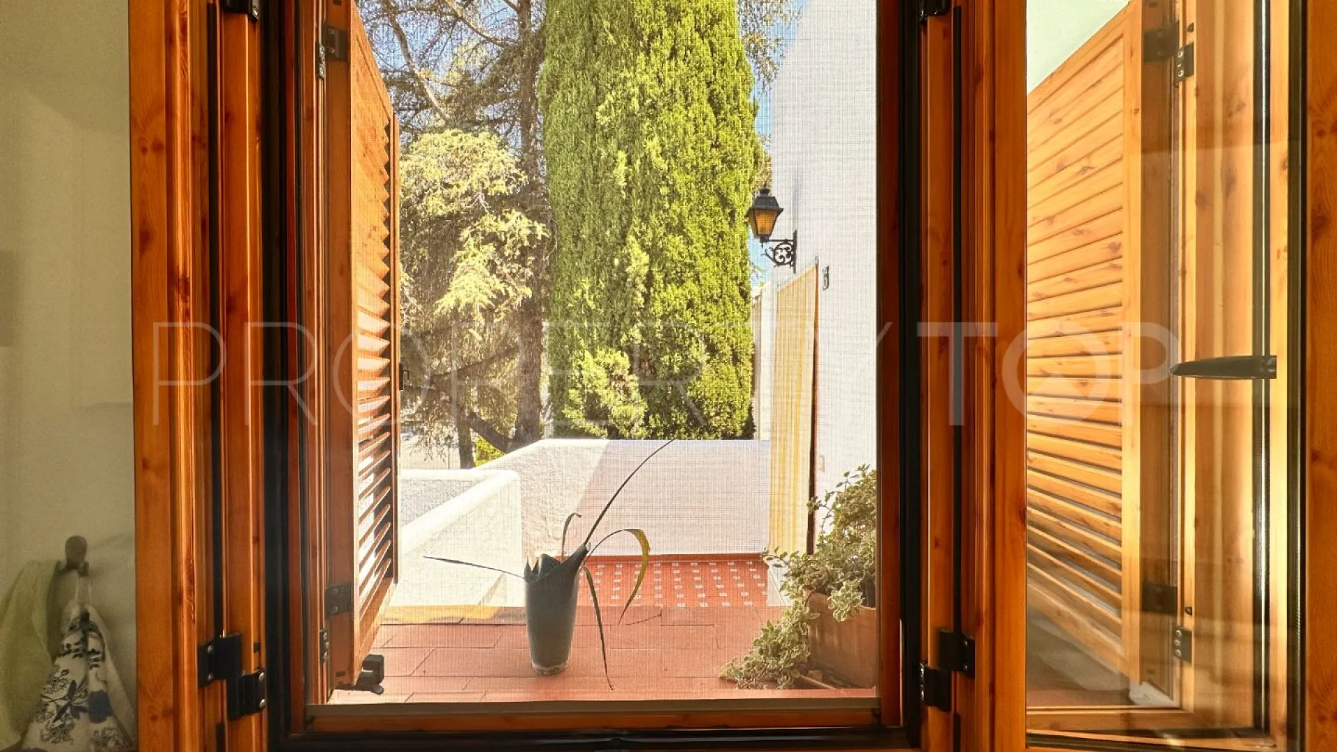 Le Village 1 bedroom apartment for sale