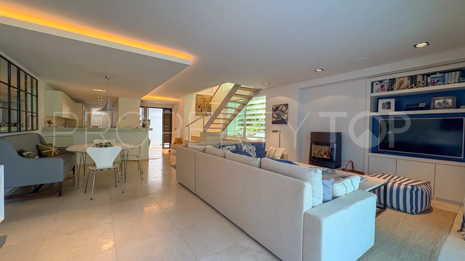 Peñablanca town house for sale