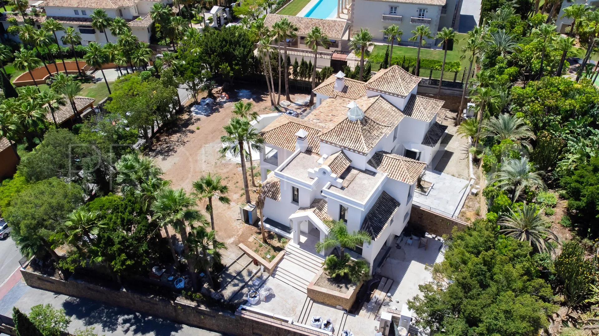 6 bedrooms villa in Sierra Blanca for sale
