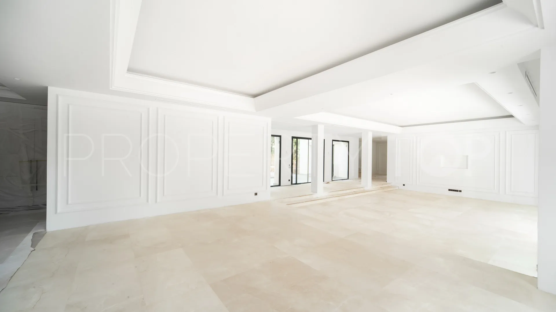 6 bedrooms villa in Sierra Blanca for sale