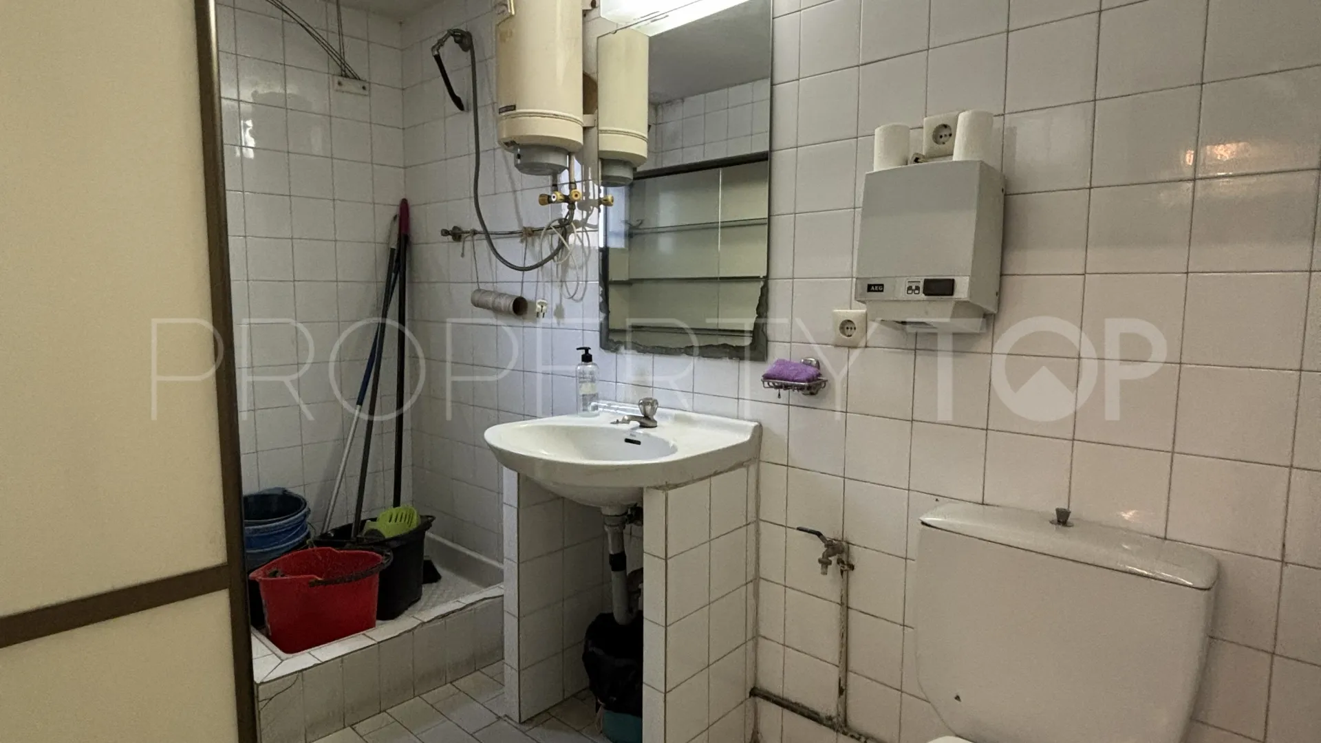 Commercial premises for sale in Plaza de toros-La Ermita