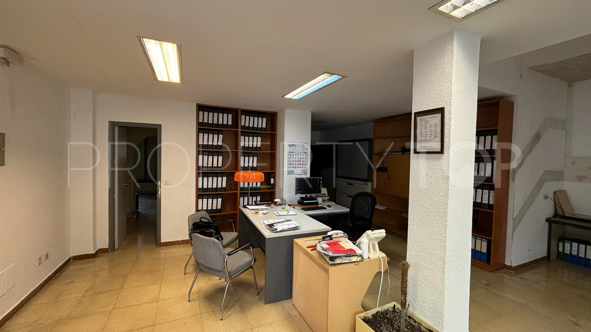 Commercial premises for sale in Plaza de toros-La Ermita