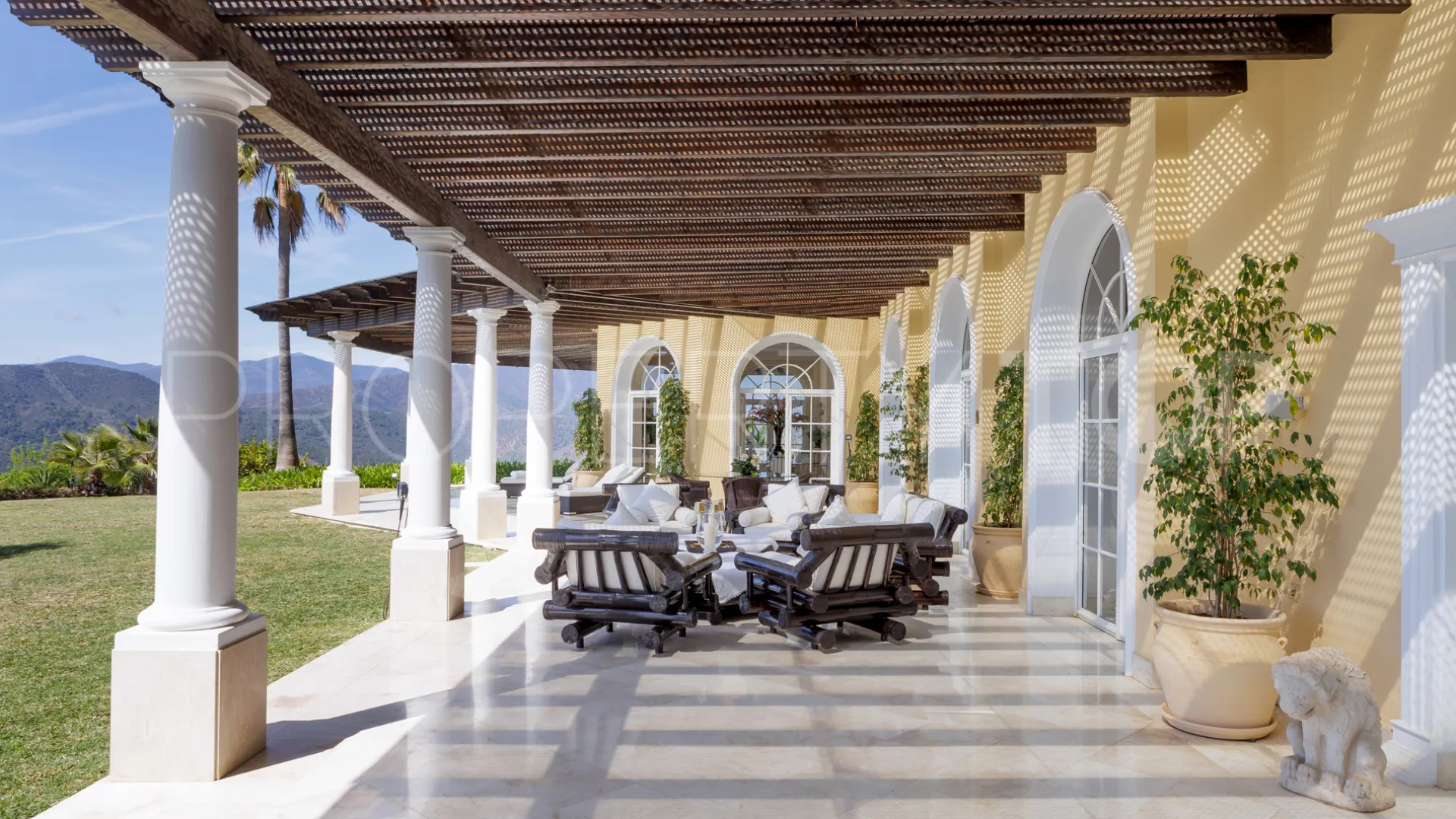 Villa for sale in La Zagaleta