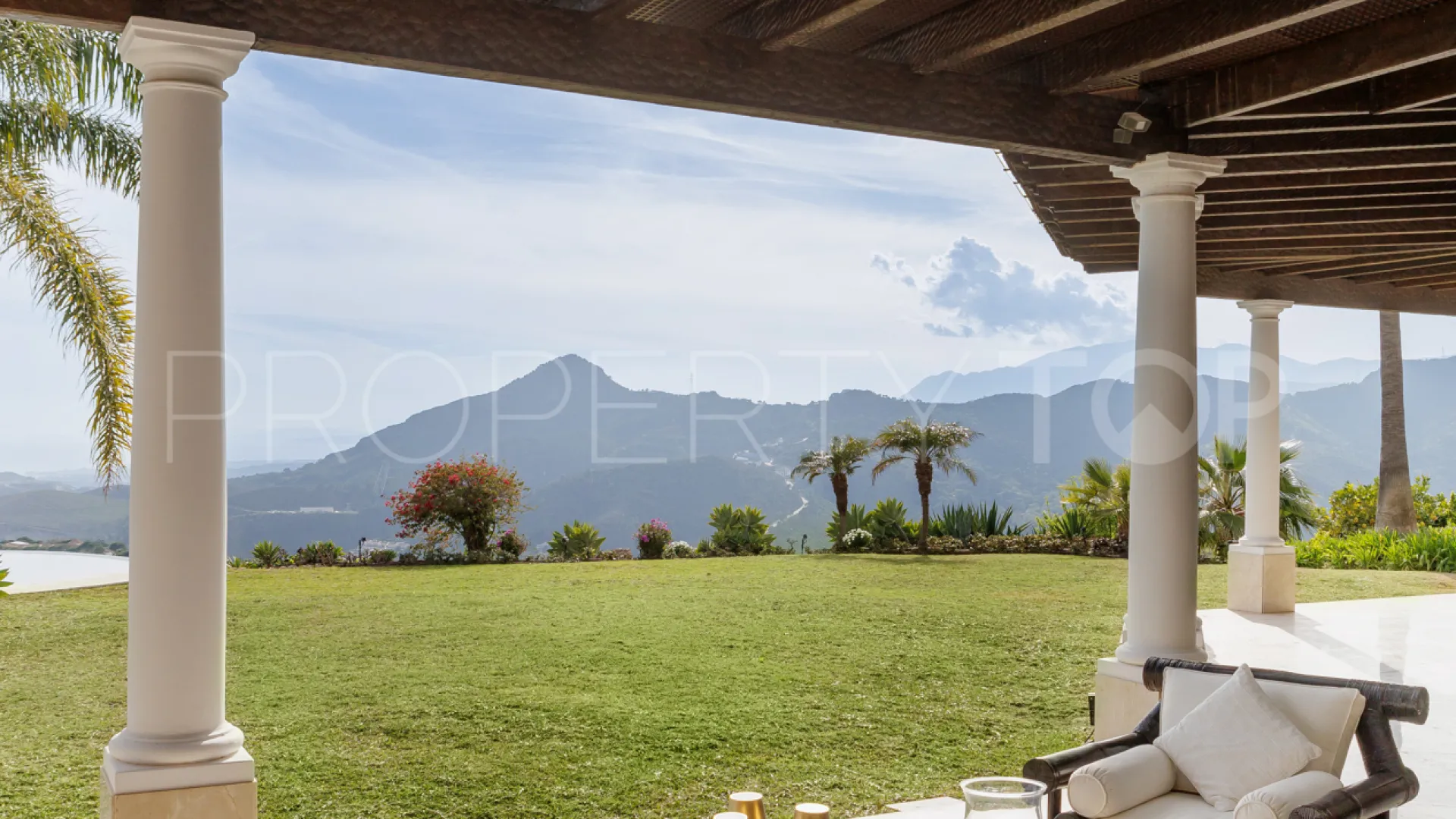 Villa for sale in La Zagaleta