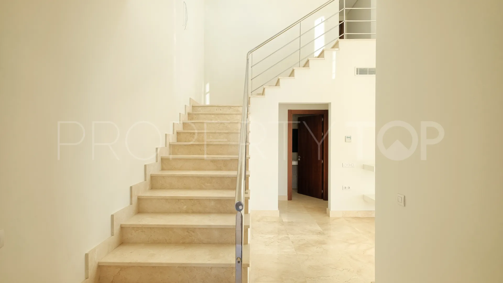 Villa with 4 bedrooms for sale in Puerto del Capitan