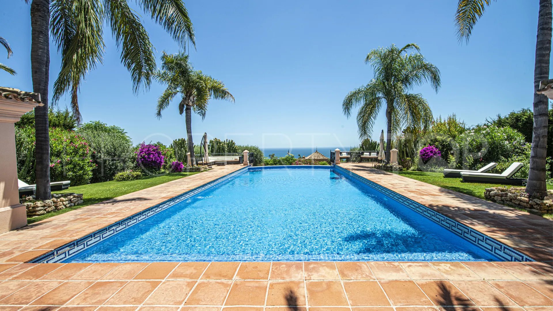 For sale 3 bedrooms villa in Sierra Blanca