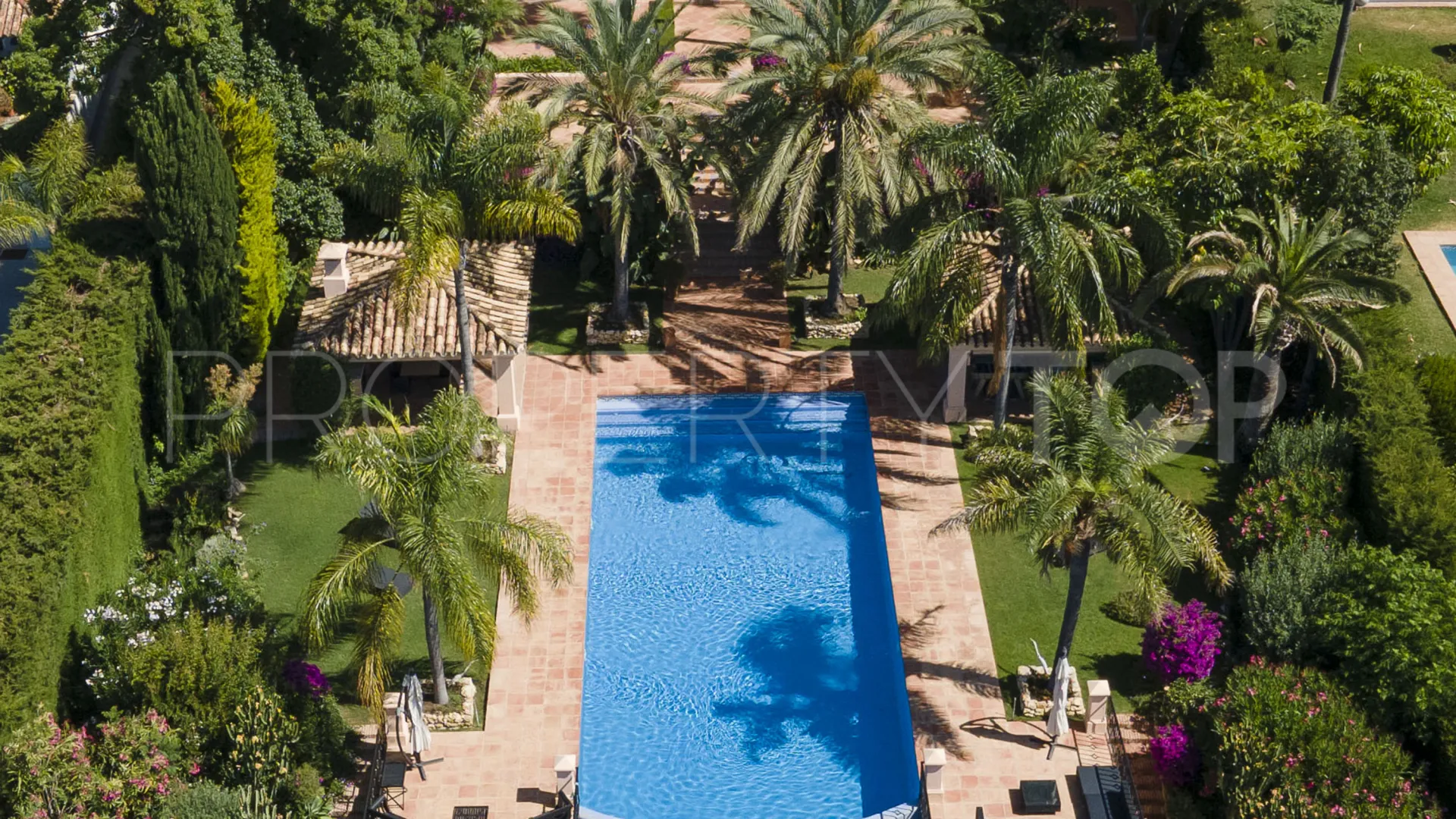 For sale 3 bedrooms villa in Sierra Blanca