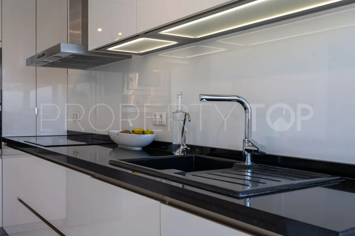 Apartment for sale in Marbella City with 2 bedrooms