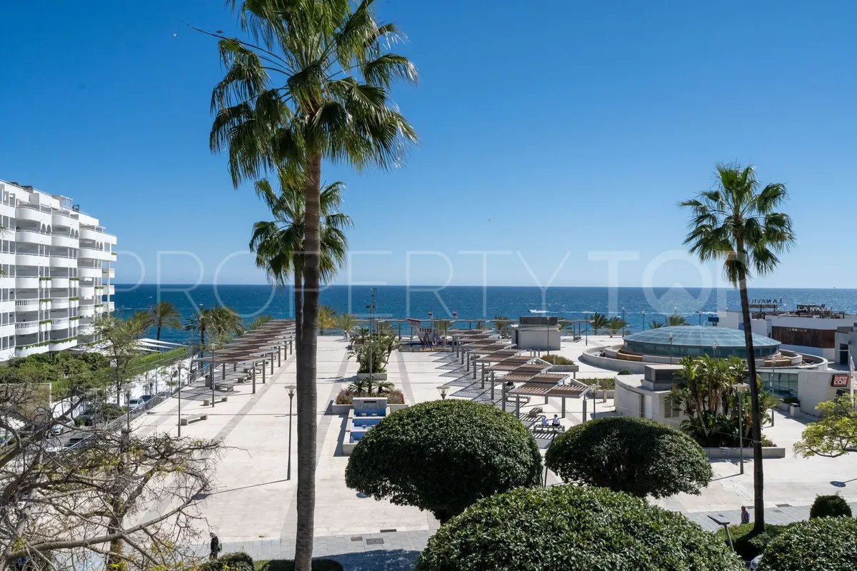 Apartment with 3 bedrooms for sale in Marbella City