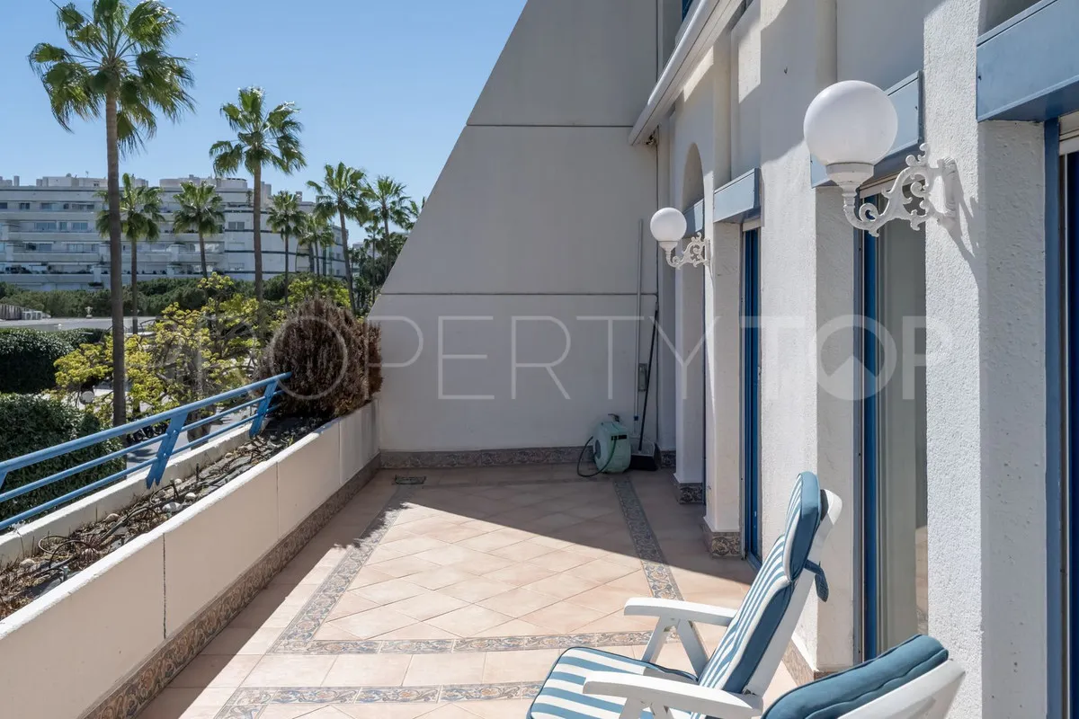 Apartment with 3 bedrooms for sale in Marbella City