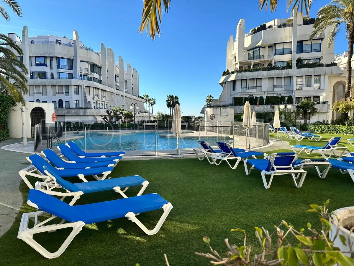 Apartment with 3 bedrooms for sale in Marbella City