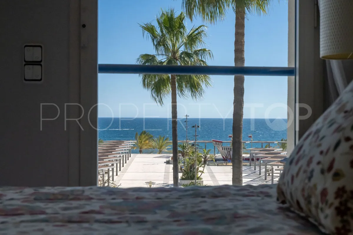 Apartment with 3 bedrooms for sale in Marbella City