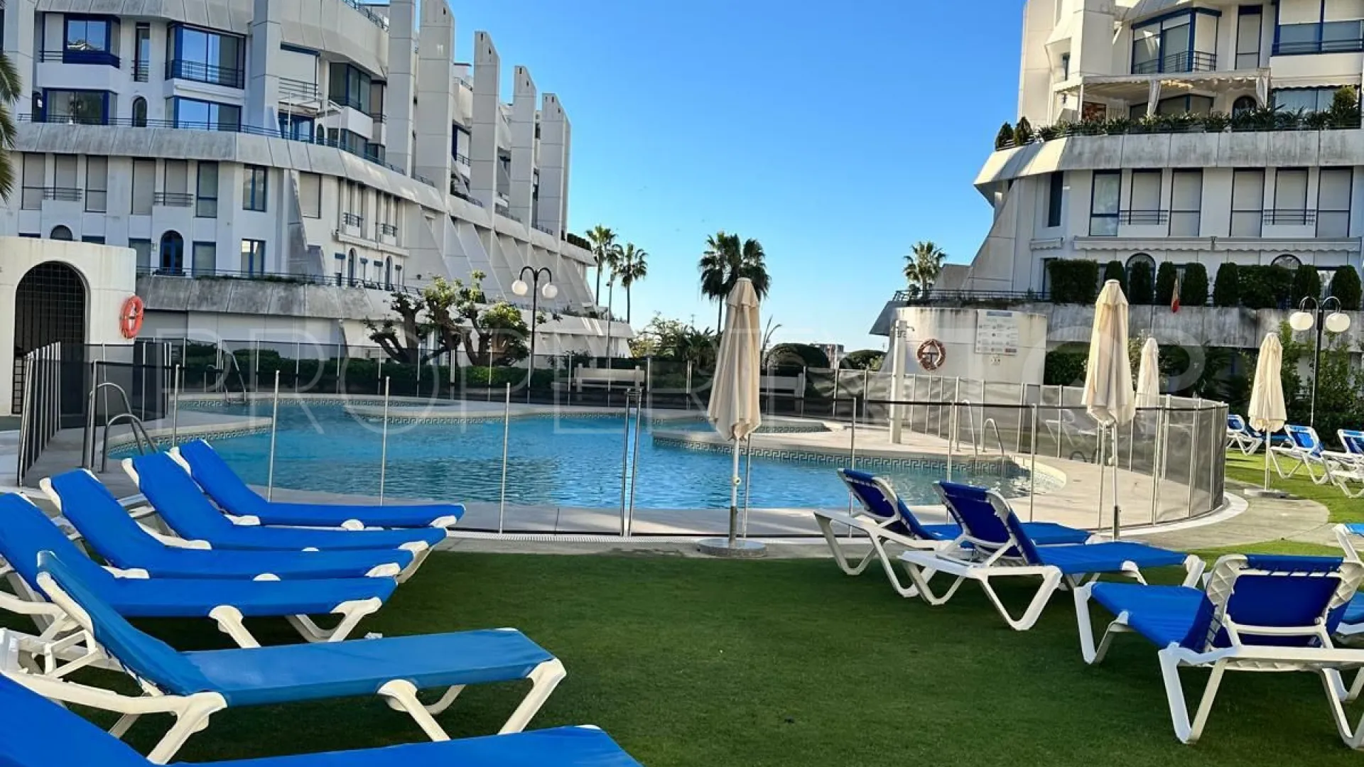 Apartment with 3 bedrooms for sale in Marbella City