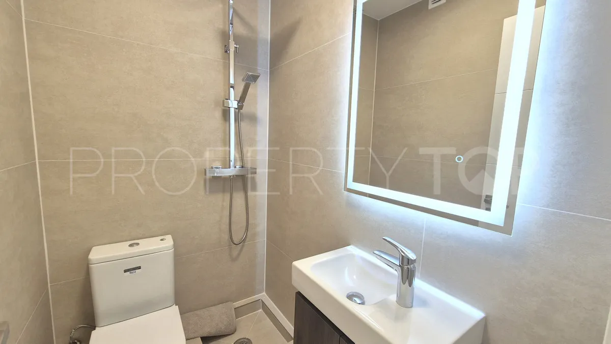 For sale apartment with 4 bedrooms in Marbella City