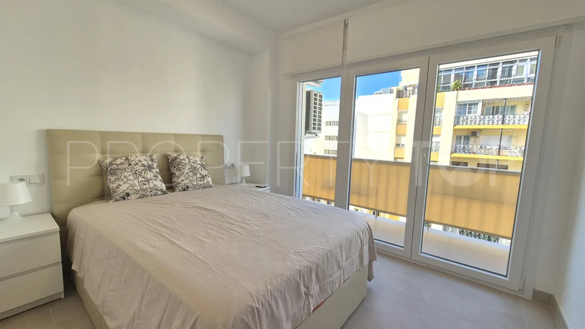 For sale apartment with 4 bedrooms in Marbella City