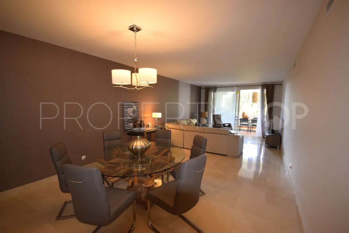 3 bedrooms Nueva Andalucia ground floor apartment for sale