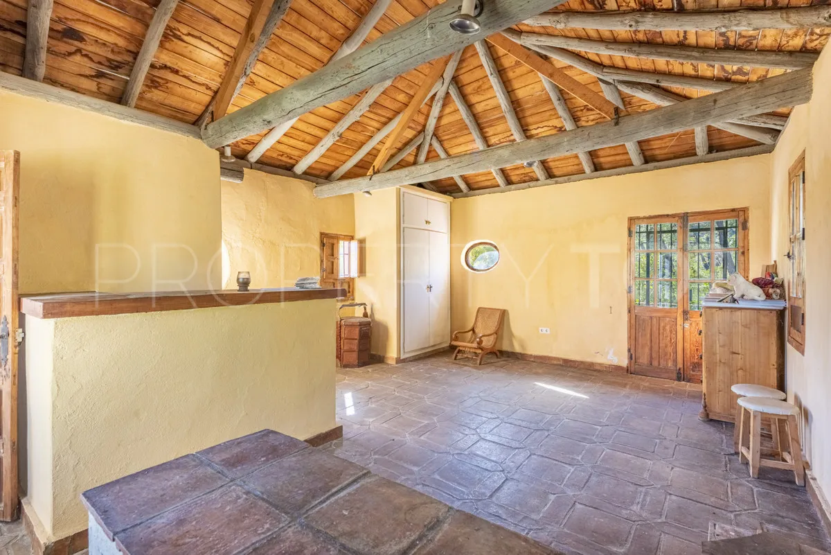 For sale villa in Benahavis