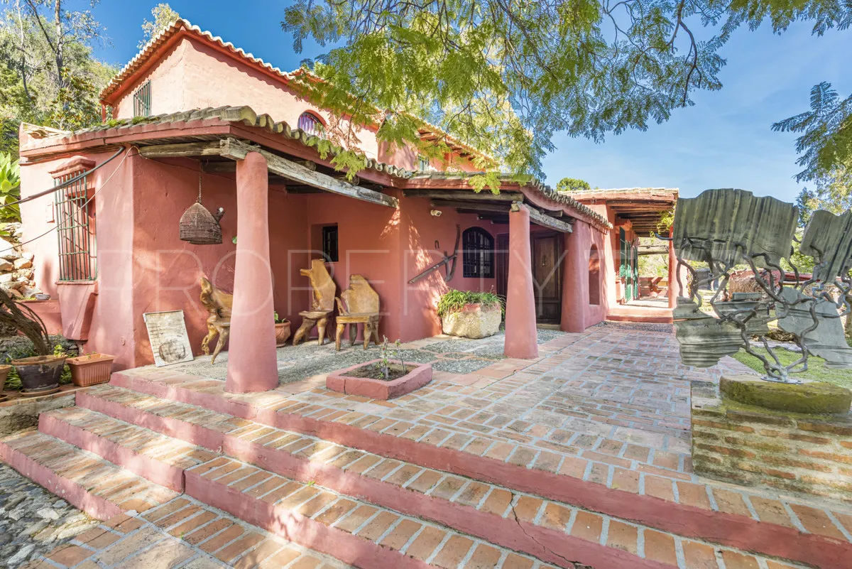 For sale villa in Benahavis