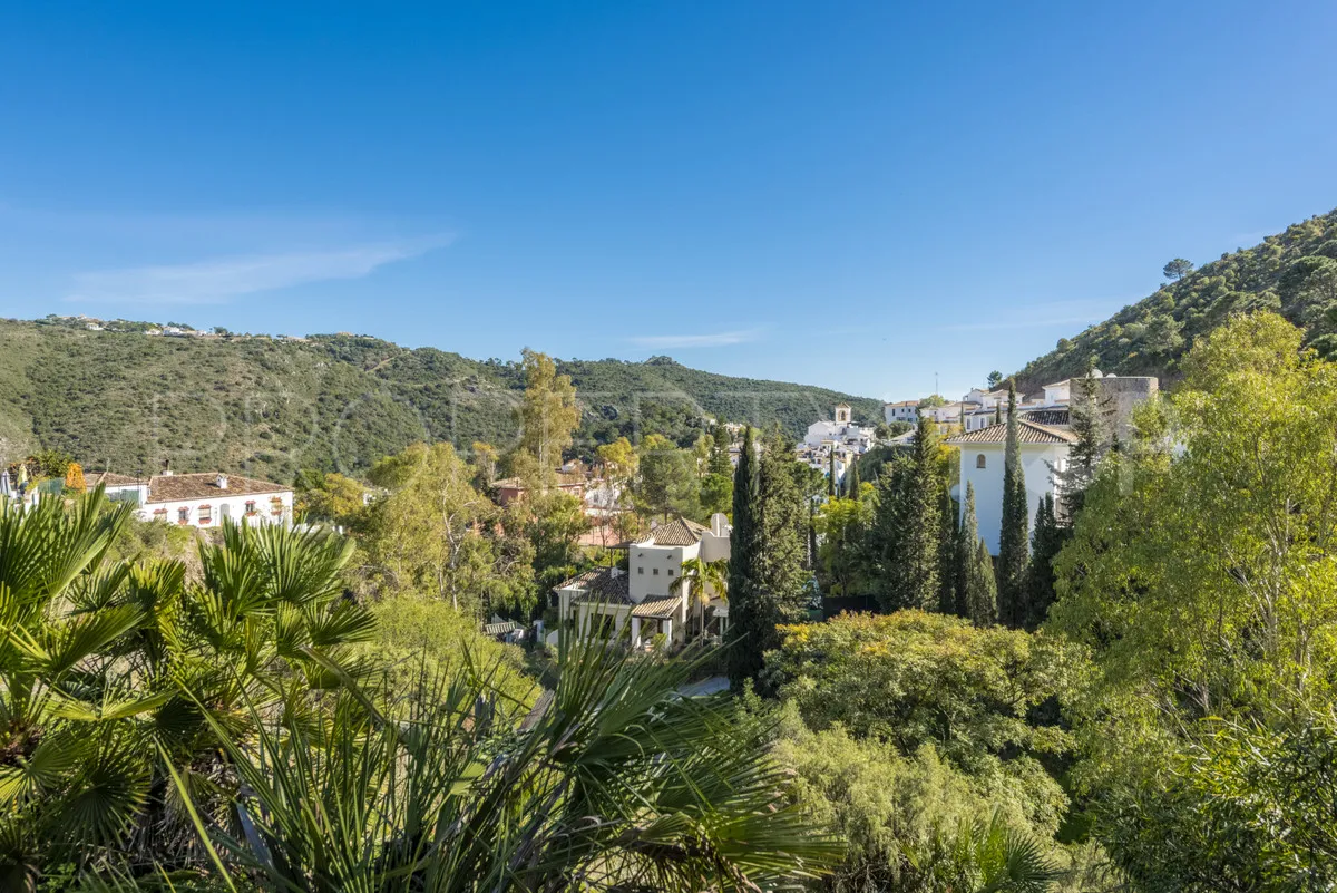 For sale villa in Benahavis