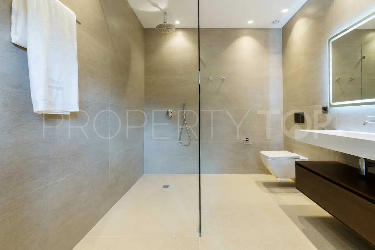 Villa in La Zagaleta for sale