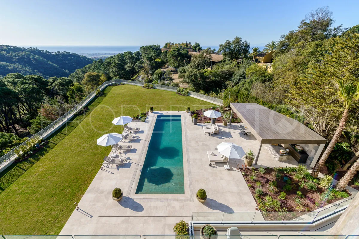 Villa in La Zagaleta for sale