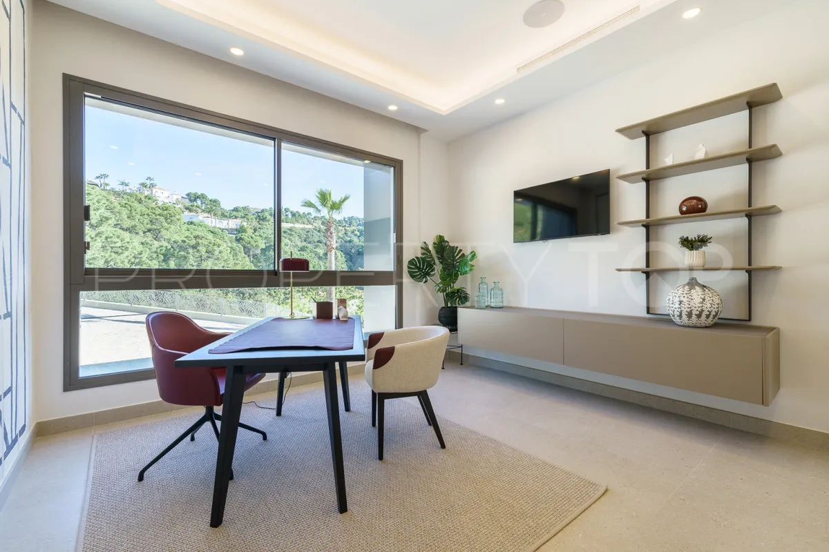 Villa in La Zagaleta for sale