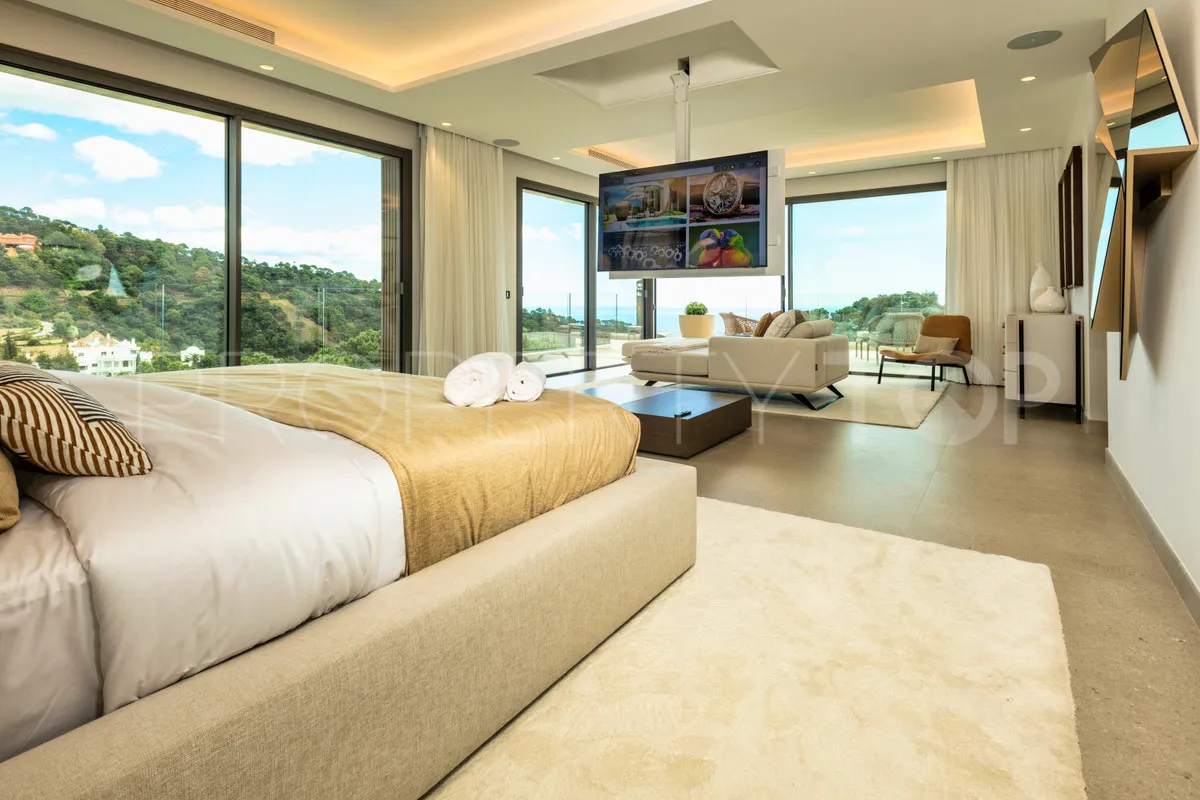 Villa in La Zagaleta for sale