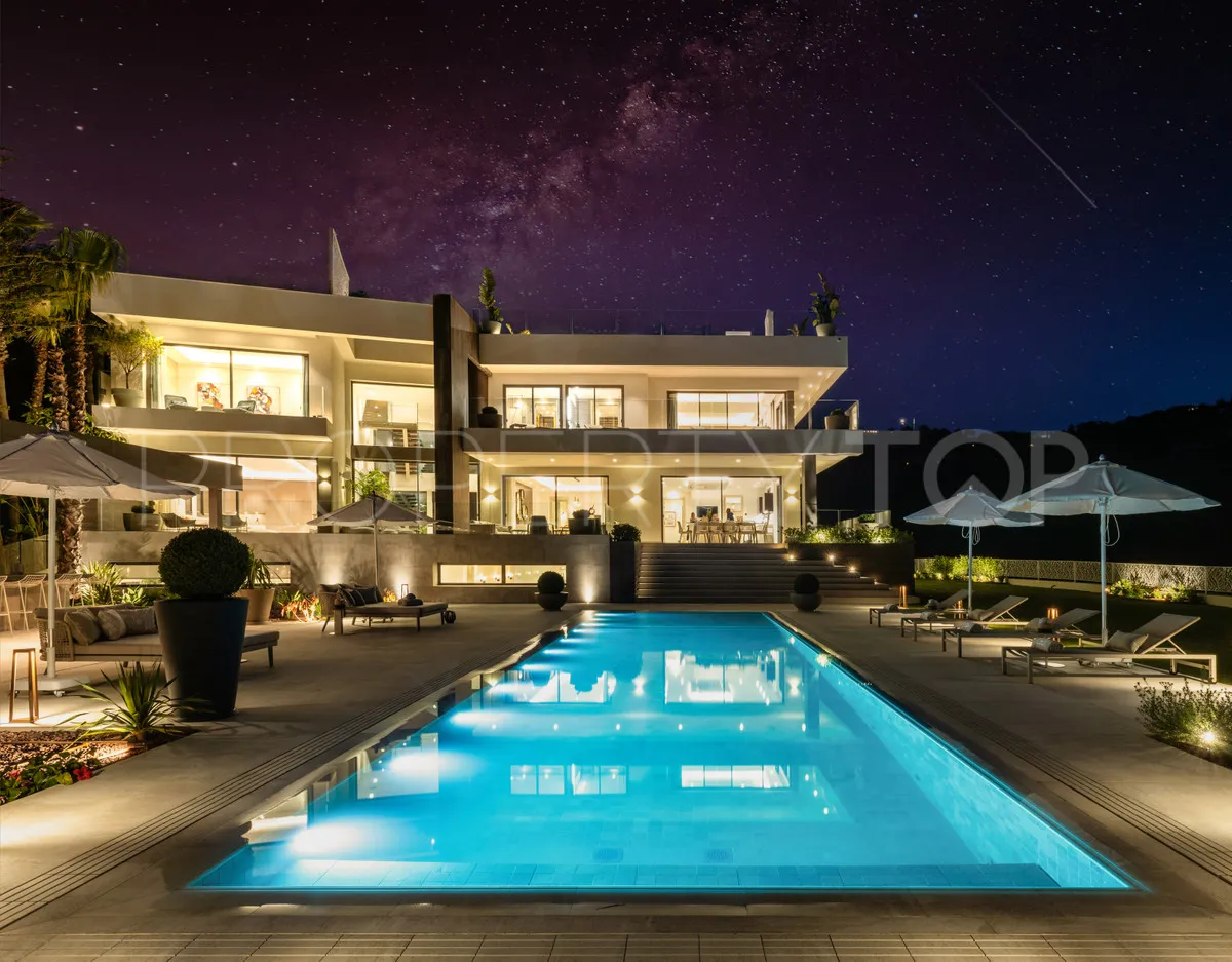 Villa in La Zagaleta for sale