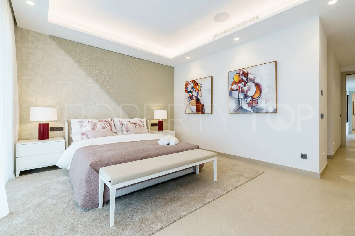 Villa in La Zagaleta for sale