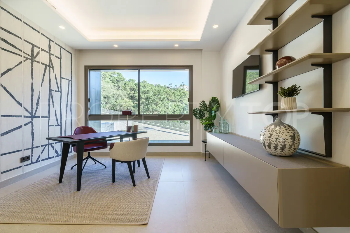 Villa in La Zagaleta for sale