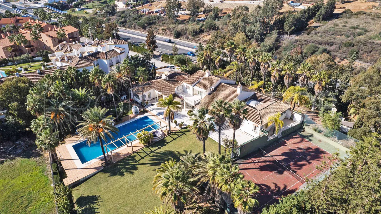 Parcela a la venta en Estepona