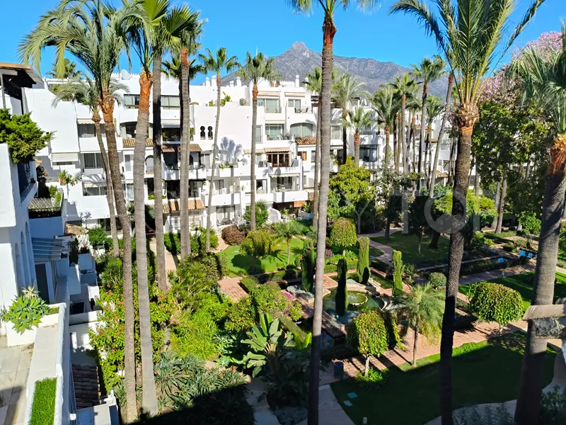 Duplex de 4 dormitorios en venta en Alcazaba
