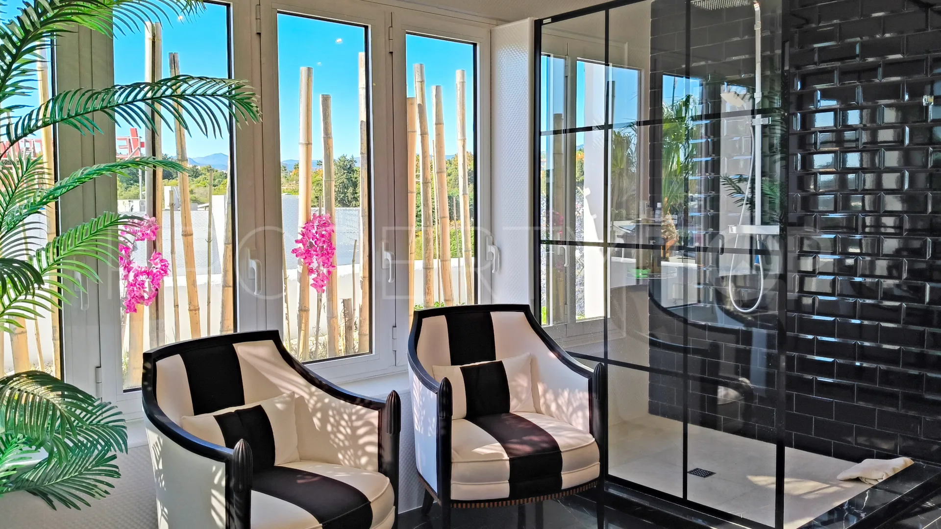Duplex de 4 dormitorios en venta en Alcazaba