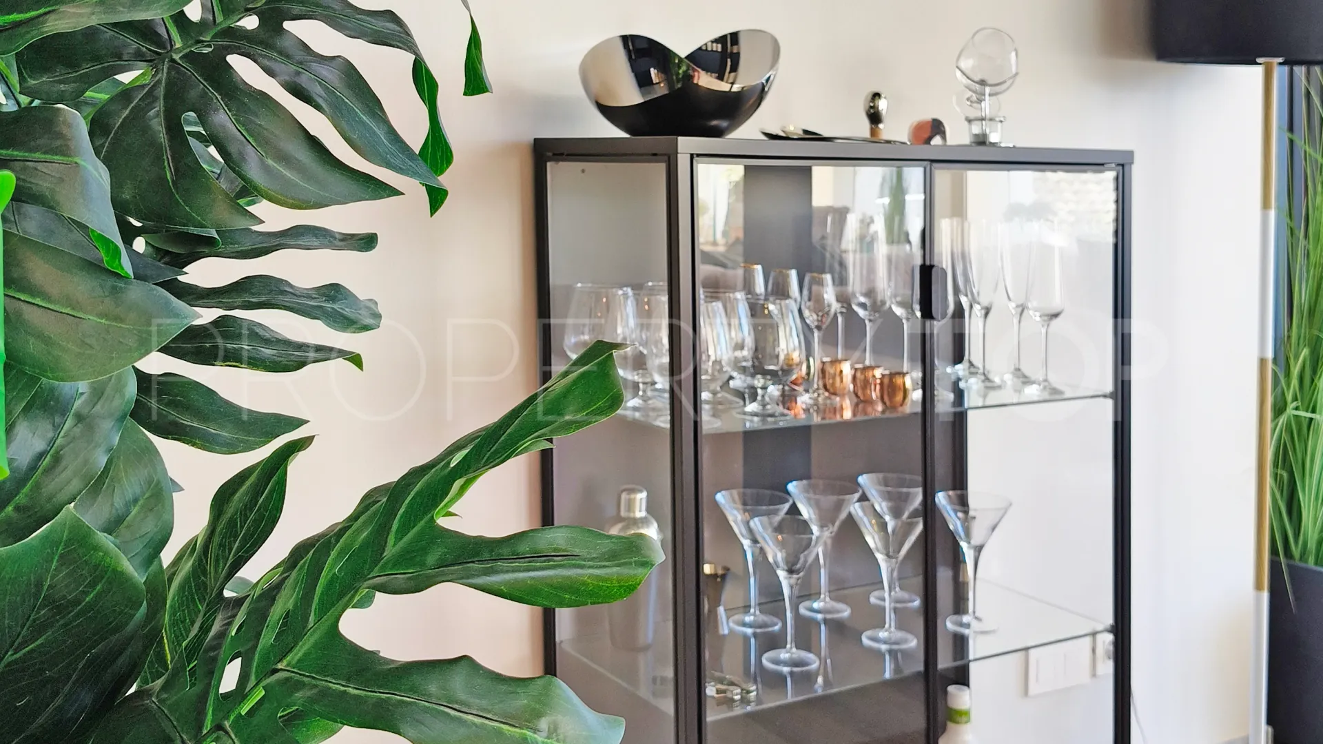 Duplex de 4 dormitorios en venta en Alcazaba
