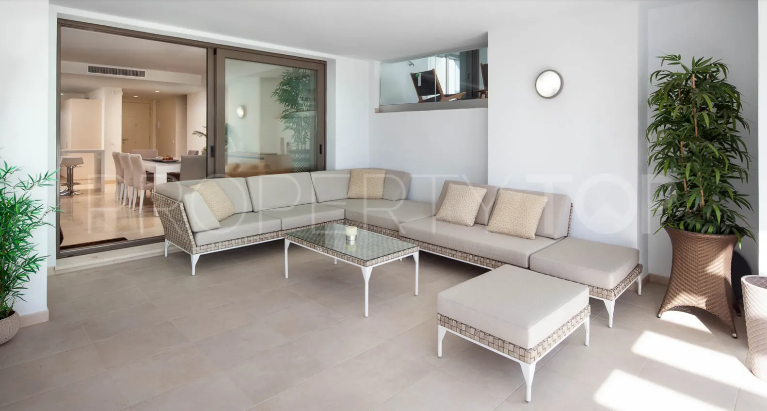 Duplex en venta en Finca Cortesin