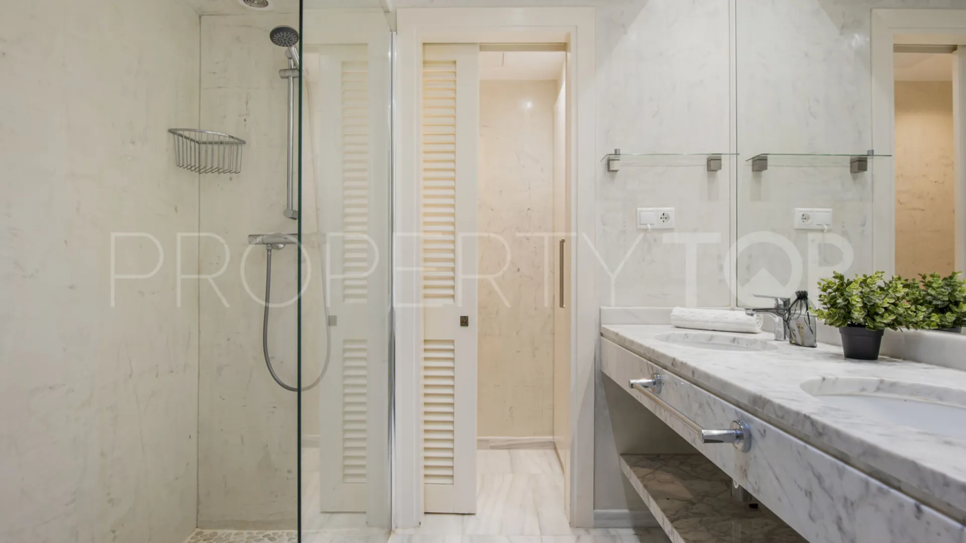 2 bedrooms apartment in Alcazaba for sale