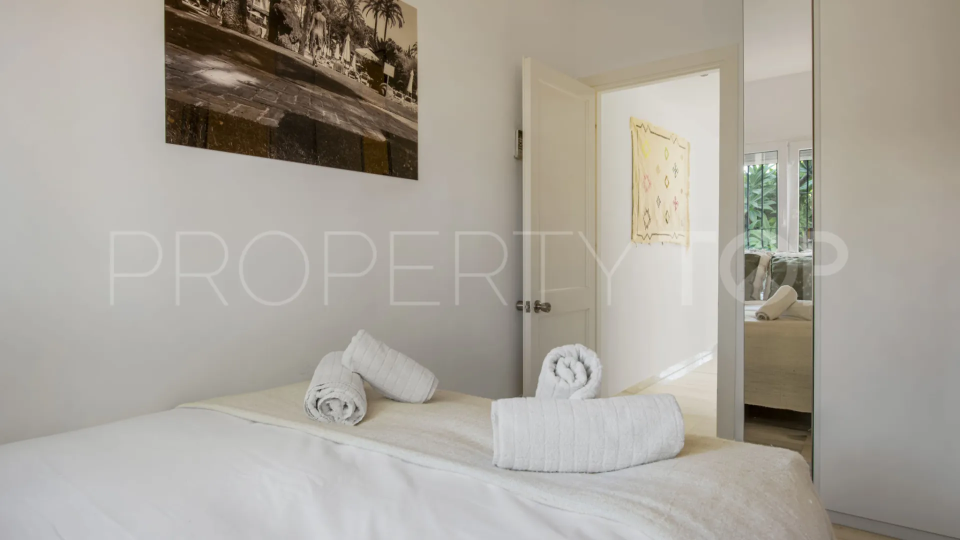 2 bedrooms apartment in Alcazaba for sale