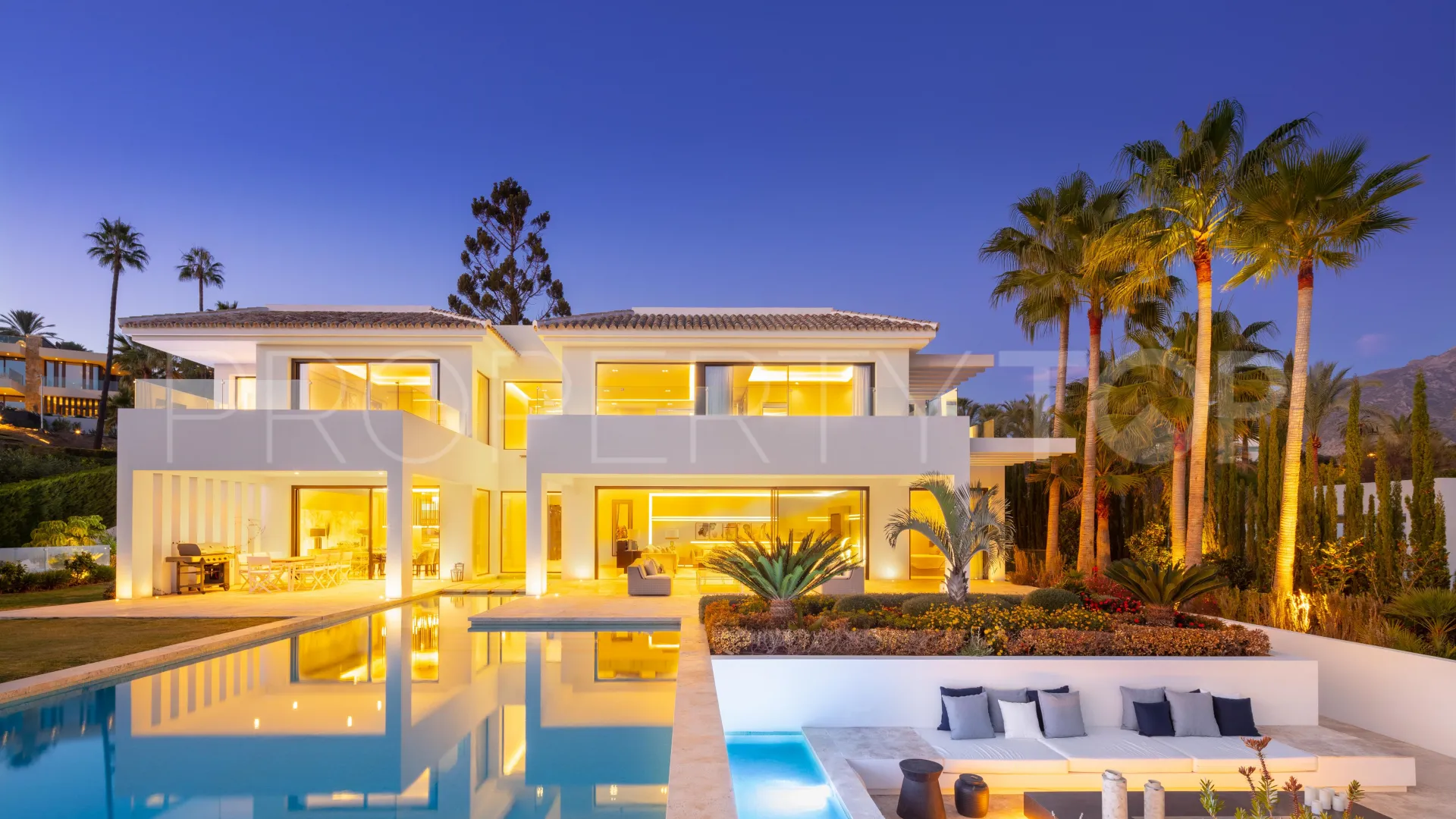Villa for sale in La Cerquilla with 6 bedrooms