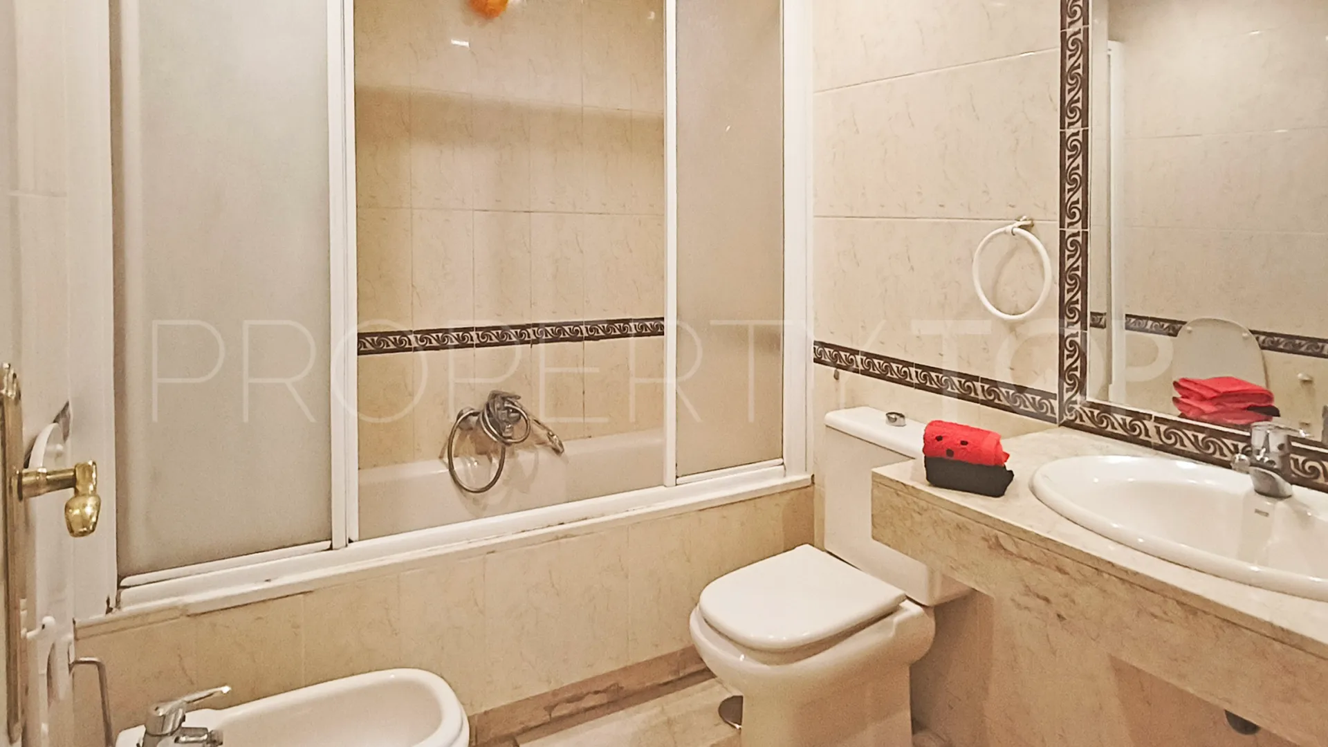 For sale duplex in Nueva Andalucia