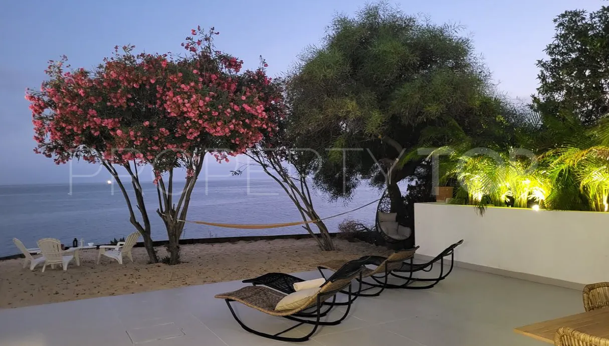 Villa with 6 bedrooms for sale in Bahia Dorada