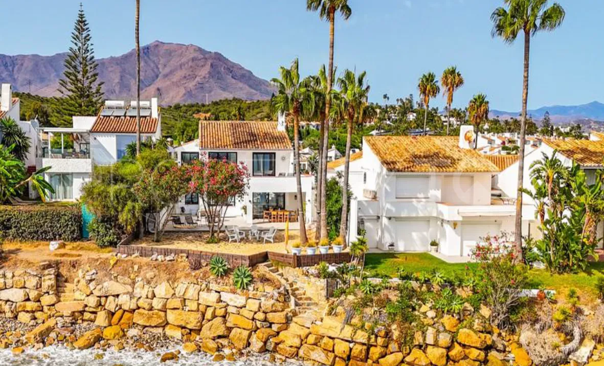 Villa with 6 bedrooms for sale in Bahia Dorada