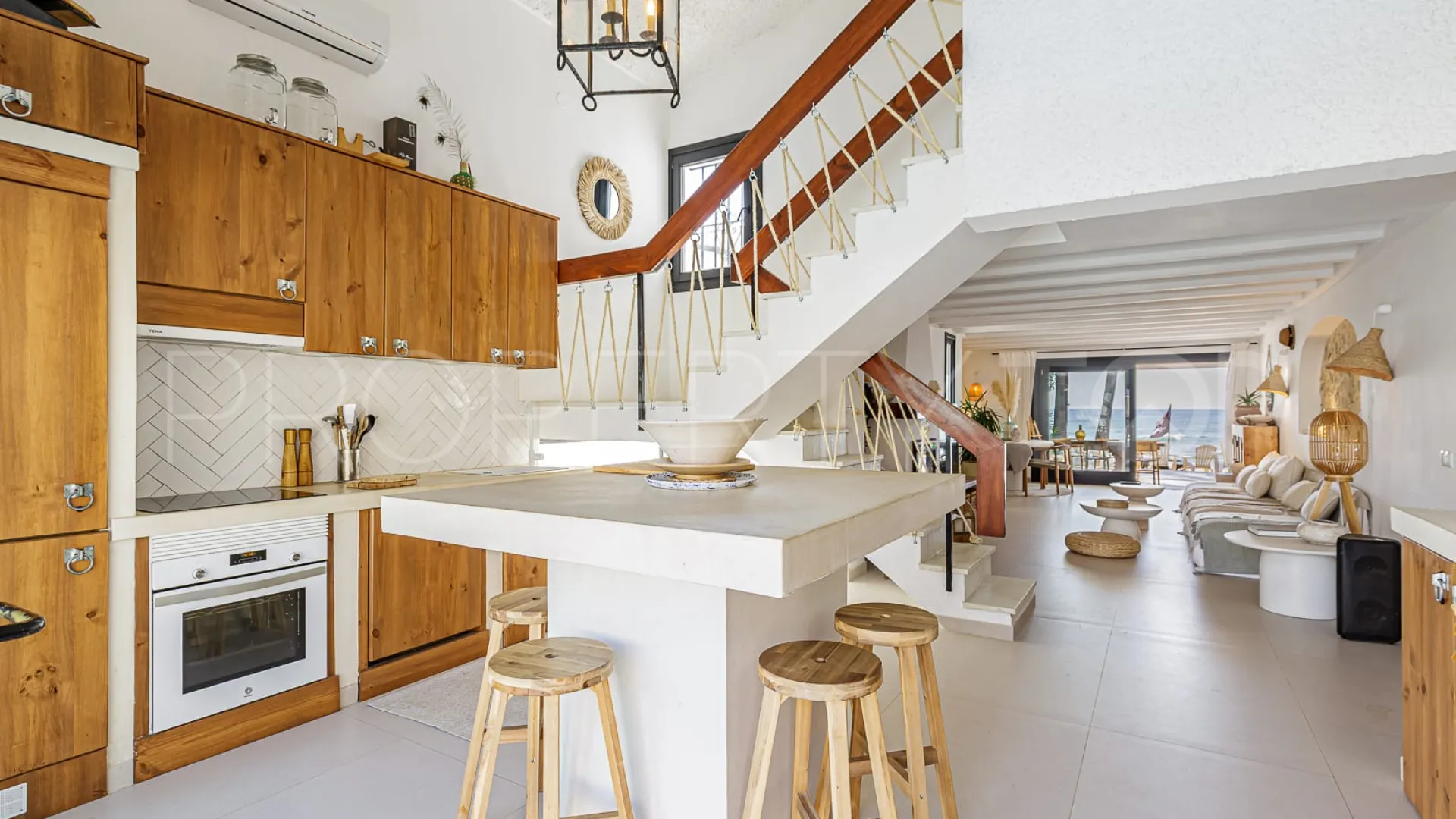 Villa with 6 bedrooms for sale in Bahia Dorada