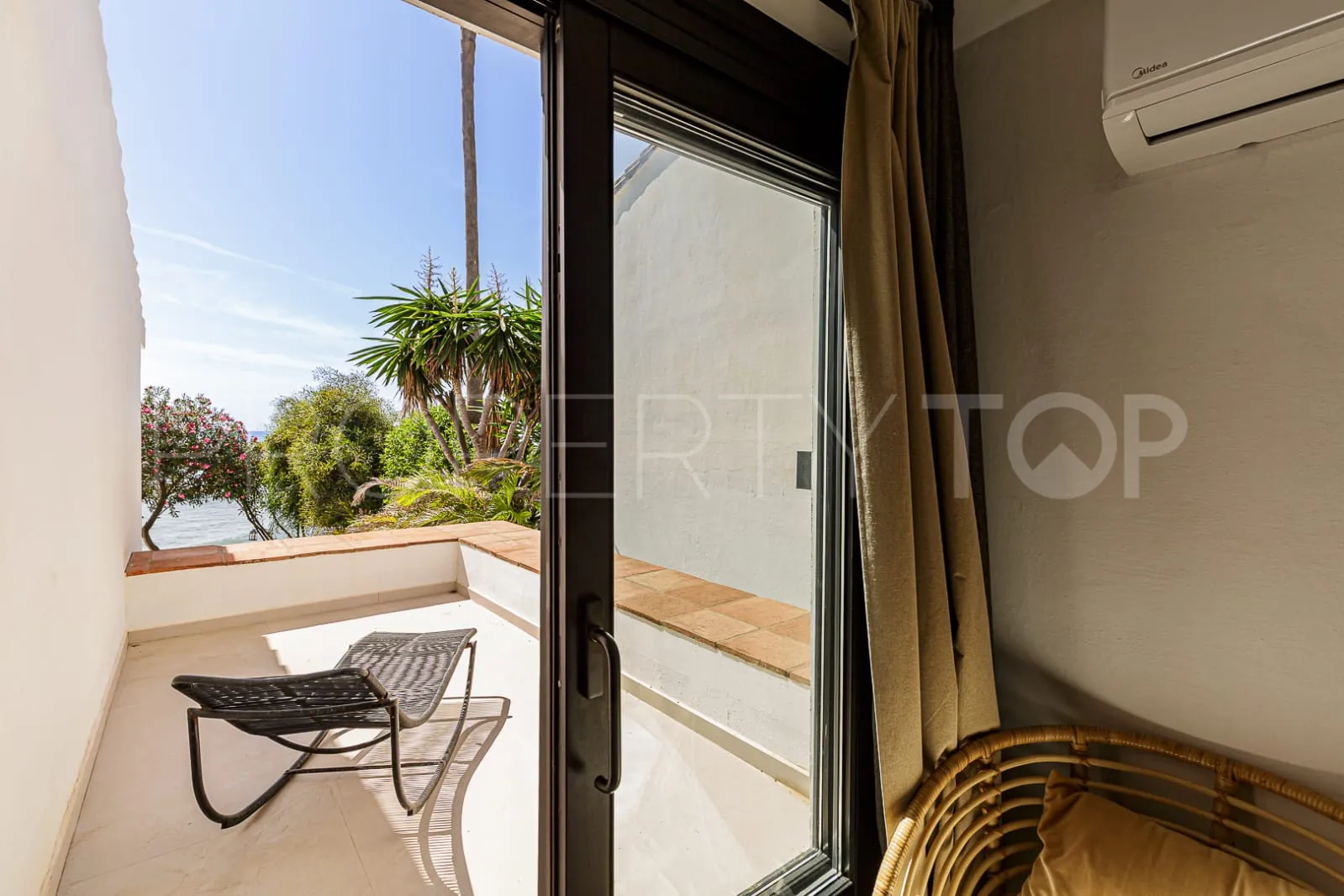 Villa with 6 bedrooms for sale in Bahia Dorada