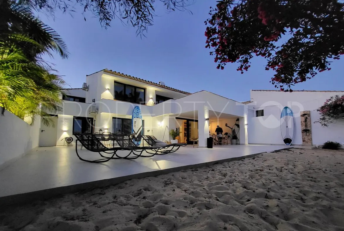 Villa with 6 bedrooms for sale in Bahia Dorada