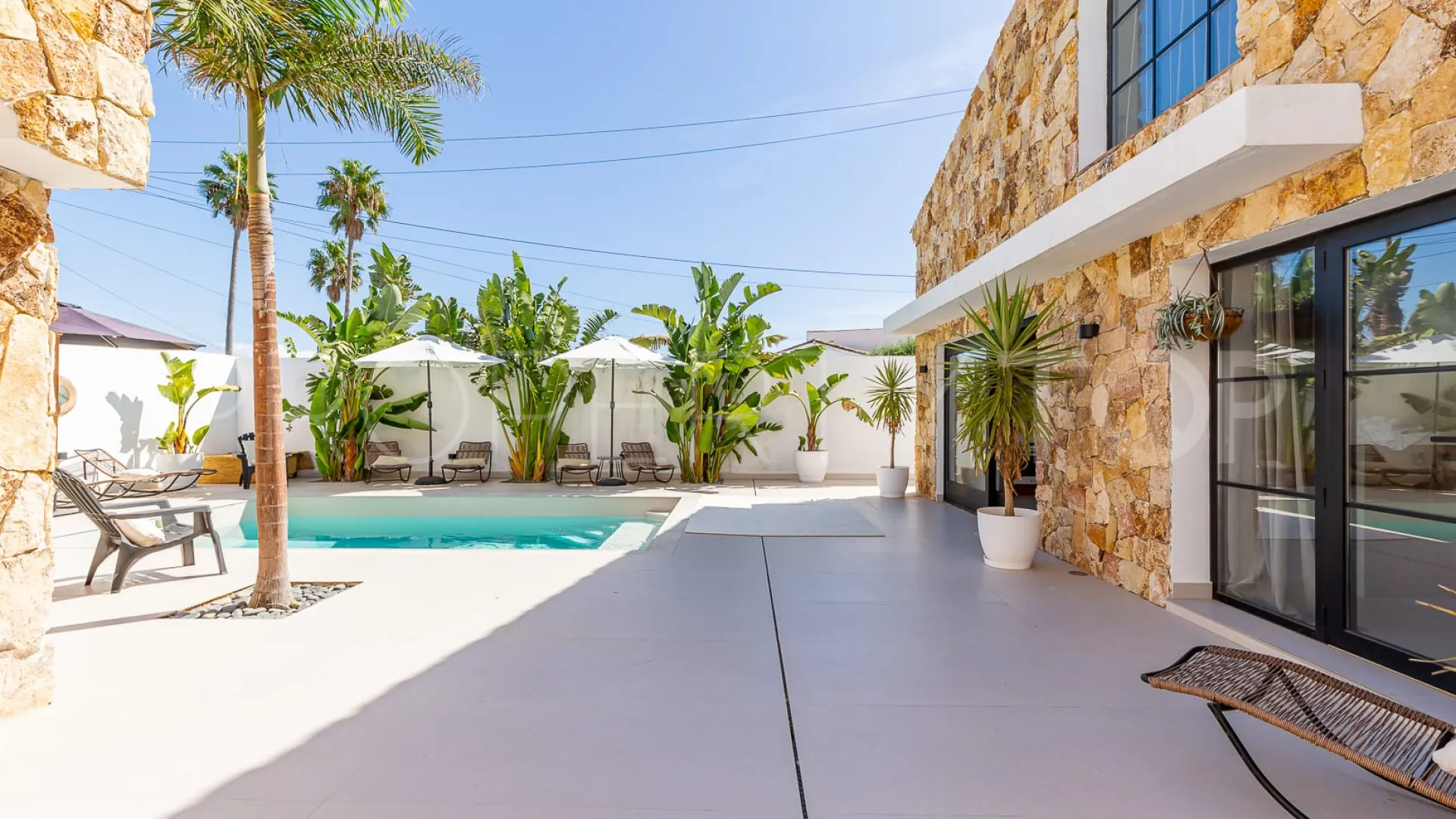 Villa with 6 bedrooms for sale in Bahia Dorada