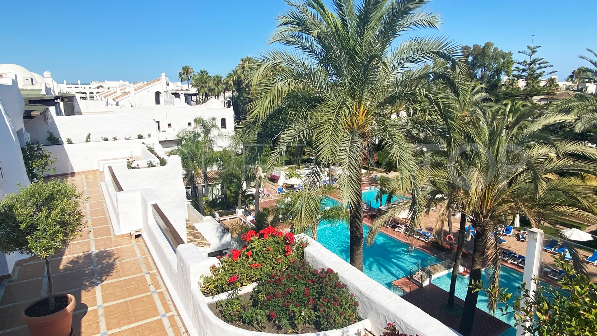 Duplex penthouse in Alcazaba for sale