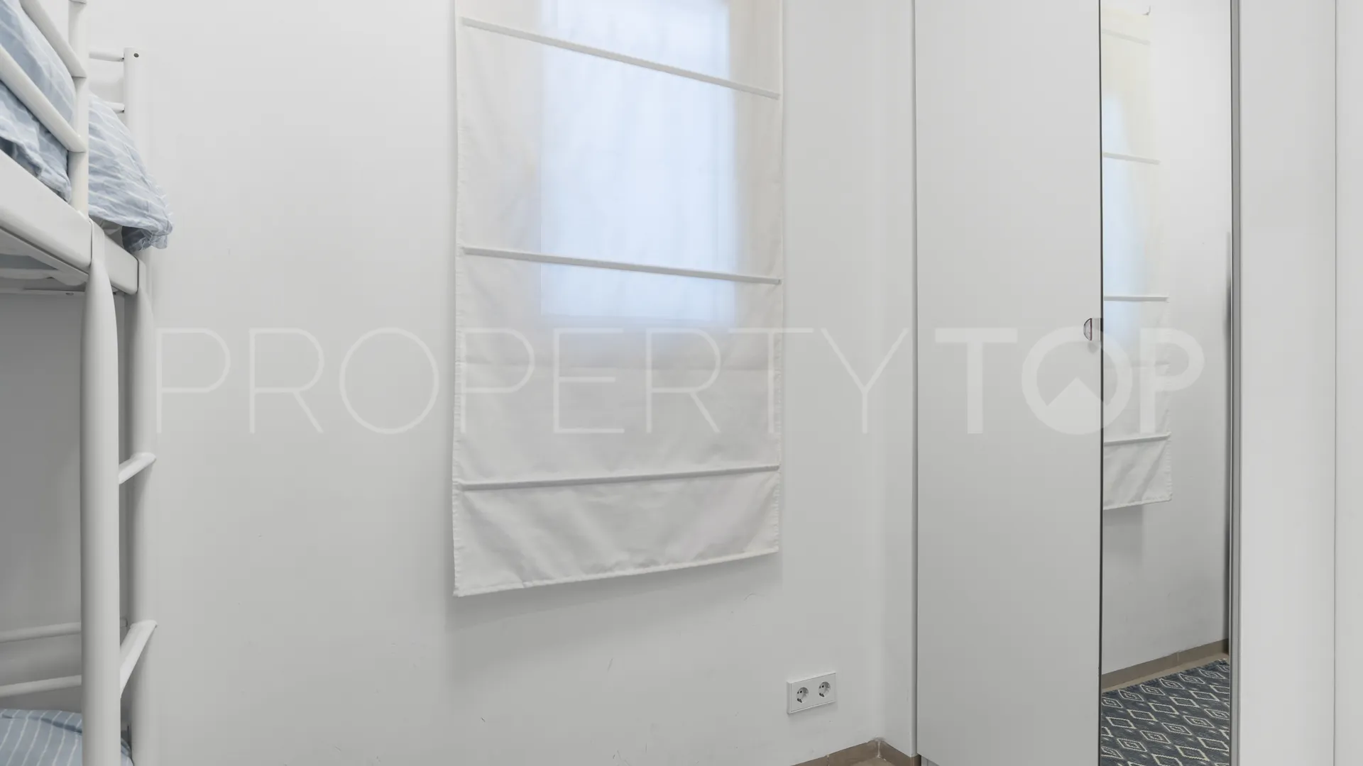 Apartment with 3 bedrooms for sale in Playas del Duque